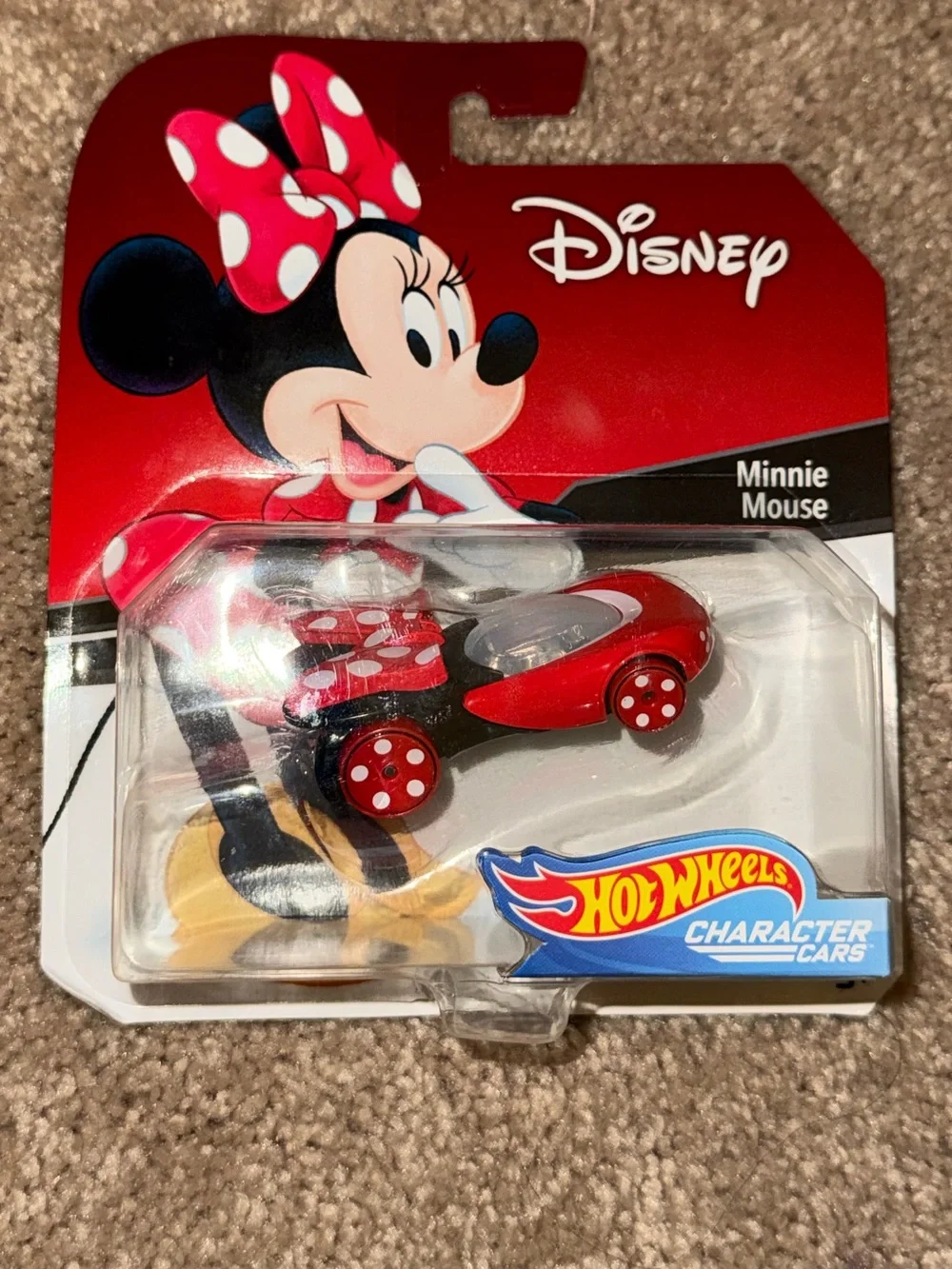 Disney Hot Wheels Minnie Mouse Character Car New in Package